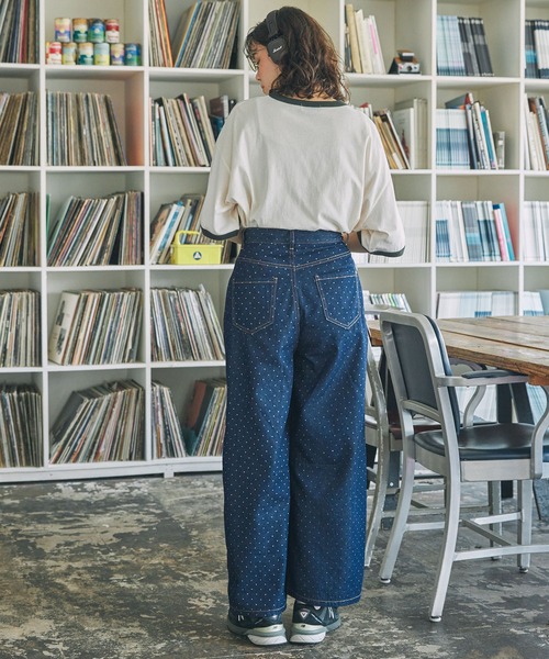 MONO-MART LADY'S（モノマートレディース）の「ドット柄 カーブシルエット デニムパンツ（デニムパンツ・レディース・ライトブルー/インディゴブルー・FREE）」の15枚目の写真