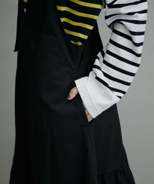 ADAM ET ROPE'（アダムエロペ）の「【WEB限定】・【定番】オーバーオールジャンバースカート（ジャンパースカート・レディース・グレー/ブラック・FREE）」の6枚目の写真