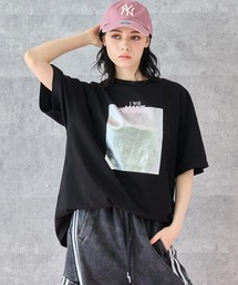 メタリック」に該当するレディースのTシャツ/カットソーファッション
