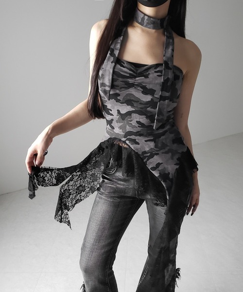 me+em select(ミームセレクト)の「※※【 2color 】チョーカーロングタイ付き ヴィンテージカモフラレースフリルベアトップス / ( choker long tie SET ) vintage camouflage lace frill bare tops(その他トップス・レディース・グレー/カーキ・FREE)」の18枚目の写真