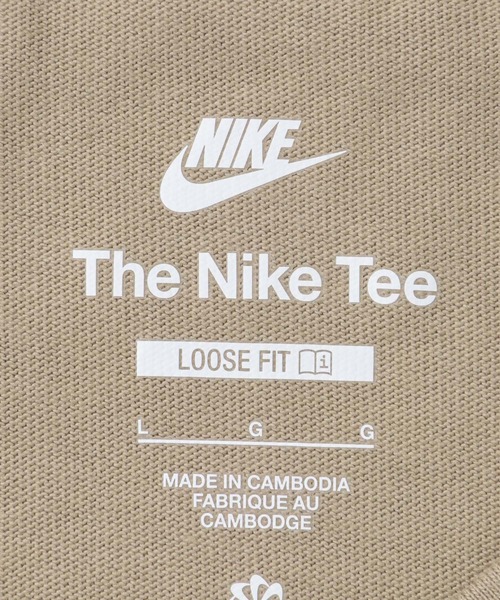 NIKE（ナイキ）の「NIKE　エッセンシャル SUST ショートスリーブ Tシャツ（Tシャツ/カットソー・メンズ・グリーン系その他/パープル系その他/ホワイト/カーキ/ブラック・LARGE/MEDIUM）」の13枚目の写真