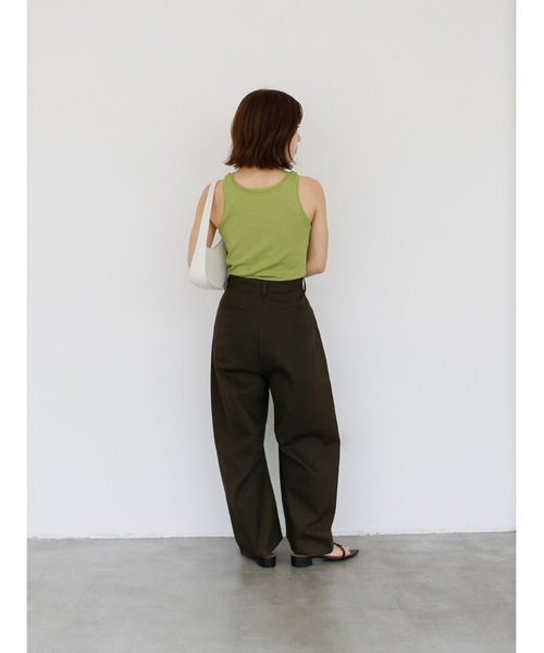 cup-in glossy american sleeve tops（その他トップス）｜Katrin