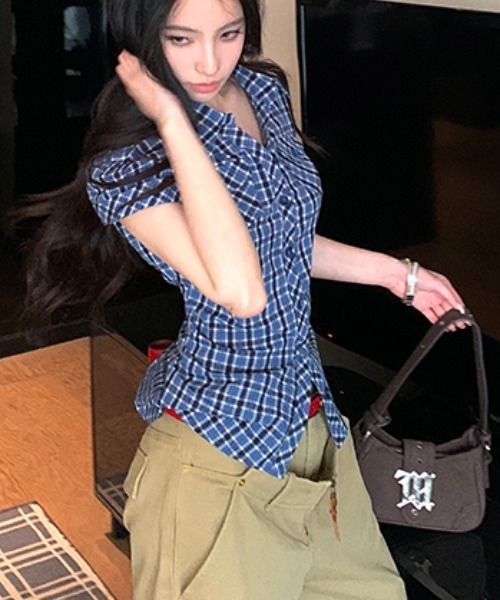 Vipoa(ヴィポア)の「レトロブルーチェックシャツ(シャツ/ブラウス・レディース・ブルー・FREE)」の16枚目の写真