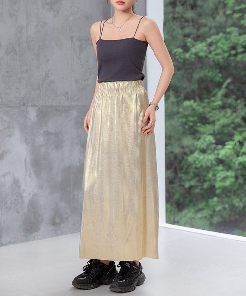 DAY CLOSET(デイ クローゼット)の「レディース 艶感で女度アガる。煌めきメタリックシャイニープリーツロングスカート(スカート・レディース・シルバー/ブラック/ゴールド・L/M)」の6枚目の写真