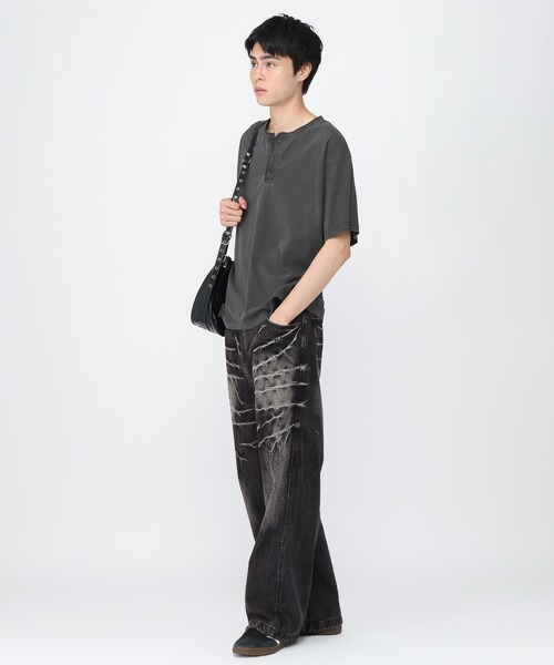 3.3 Field Trip (3.3フィールドトリップ)の「3.3 Field Trip/クラックデザインデニム(デニムパンツ・メンズ・ブルー/ブラック・MEDIUM/LARGE)」の4枚目の写真