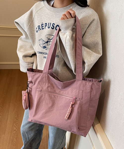 Lace Ladies（レースレディース）の「ソリッドカラー ミニポーチ付き 多ポケット ビッグ ショルダーバッグ（トートバッグ・レディース・ブルー/ブラック/グレイッシュベージュ/グリーン/ピンク・FREE）」の5枚目の写真