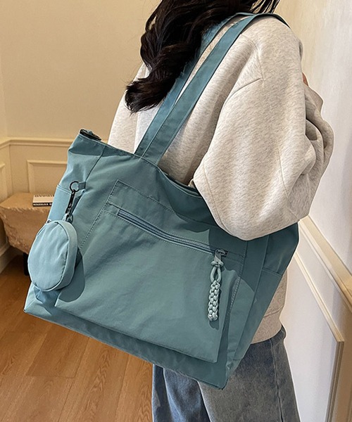 Lace Ladies（レースレディース）の「ソリッドカラー ミニポーチ付き 多ポケット ビッグ ショルダーバッグ（トートバッグ・レディース・ブルー/ブラック/グレイッシュベージュ/グリーン/ピンク・FREE）」の16枚目の写真
