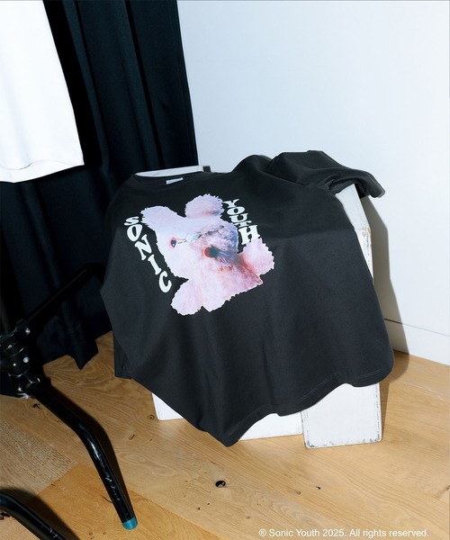 Champion（チャンピオン）の「【別注】Champion × SONIC YOUTH / SHORT SLEEVE T-SHIRT 25SS（Tシャツ/カットソー・メンズ・ホワイト系その他2/ブルー/ホワイト/ブラック系その他4・X-LARGE/SMALL/LARGE/MEDIUM）」の3枚目の写真