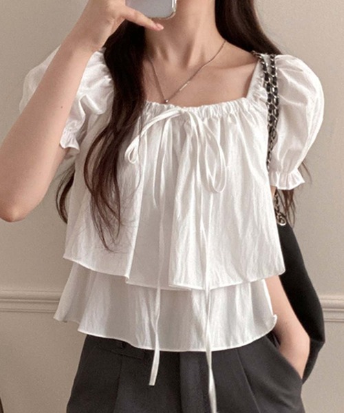 LAFFMO(ラフモ)の「2wayネックパフスリーブティアードブラウス(シャツ/ブラウス・レディース・ブルー/ホワイト/ピンク/ベージュ・F)」の1枚目の写真