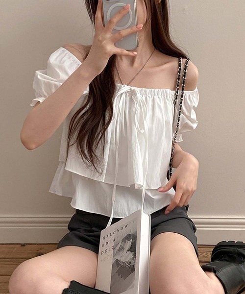 LAFFMO(ラフモ)の「2wayネックパフスリーブティアードブラウス(シャツ/ブラウス・レディース・ブルー/ホワイト/ピンク/ベージュ・F)」の7枚目の写真