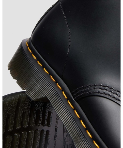 Dr. Martens(ドクターマーチン)の「Dr. Martens/ドクターマーチン 1460 LACELESS プル オン ブーツ 42288001(ブーツ・メンズ・ブラック・UK8/UK7/UK6/UK5/UK4/UK3/UK11/UK10/UK9)」の8枚目の写真