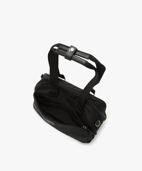 agnes b.（アニエスベー）の「ナイロン 2way スモール ボストンバッグ "My bag" RAT01-12（ボストンバッグ・レディース・ブラック・FREE）」の4枚目の写真