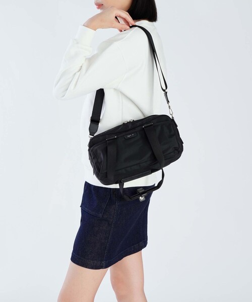 agnes b.（アニエスベー）の「ナイロン 2way スモール ボストンバッグ "My bag" RAT01-12（ボストンバッグ・レディース・ブラック・FREE）」の9枚目の写真
