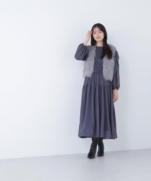 NATURAL BEAUTY BASIC(ナチュラルビューティーベーシック)の「◇【BLANC】シャーリングシアーワンピース(ワンピース・レディース・ブラック/チャコールグレー・MEDIUM/P/S)」の10枚目の写真