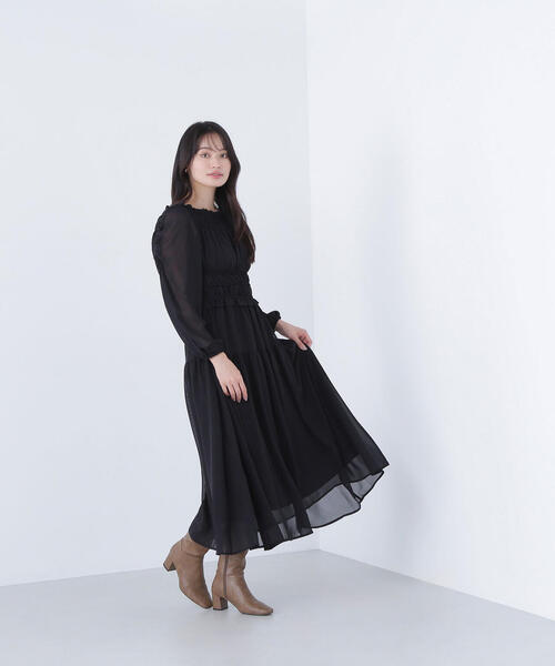 NATURAL BEAUTY BASIC(ナチュラルビューティーベーシック)の「◇【BLANC】シャーリングシアーワンピース(ワンピース・レディース・ブラック/チャコールグレー・MEDIUM/P/S)」の1枚目の写真