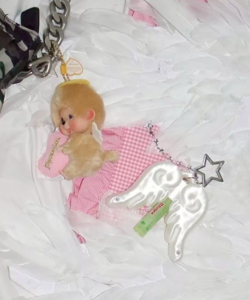 EVERYTHINGS（エブリシングス）の「【EVERYTHINGS】CUPID'S WINGS / 【エブリシングス】キューピッドウィングリップケースキーリング（キーホルダー・レディース・ホワイト・ONE SIZE）」の8枚目の写真