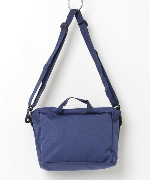 Gramicci（グラミチ）の「MULTI SIDE BAG｜マルチサイドバッグ（ショルダーバッグ・メンズ・ブラック/ブロンズ/レッド/ダークブルー・FREE）」の5枚目の写真