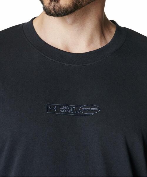 UNDER ARMOUR(アンダーアーマー)の「UAヘビーウエイト ロゴ グラフィック ロングスリーブ Tシャツ(ライフスタイル/メンズ)(Tシャツ/カットソー・メンズ・ブラック・L/XL/2XL/S/M/3XL)」の4枚目の写真
