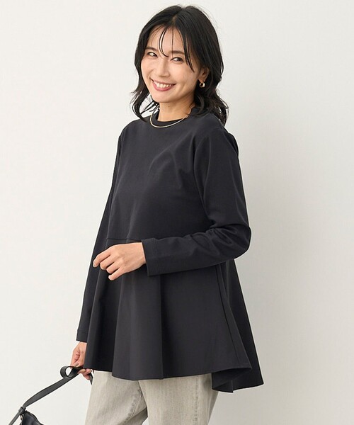 UNFILO(アンフィーロ)の「ペプラムコンビ ロンT(Tシャツ/カットソー・レディース・ホワイト系/ブラック系・XX-LARGE/X-LARGE)」の5枚目の写真