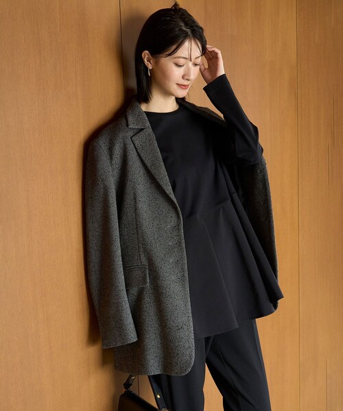 UNFILO(アンフィーロ)の「ペプラムコンビ ロンT(Tシャツ/カットソー・レディース・ホワイト系/ブラック系・XX-LARGE/X-LARGE)」の8枚目の写真