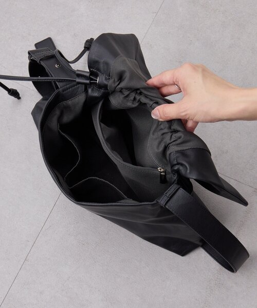 ear PAPILLONNER（イアパピヨネ）の「レザーフラップショルダーバッグ（ショルダーバッグ・レディース・ベージュ/ブラック・FREE）」の19枚目の写真