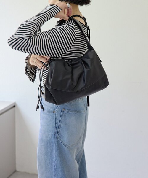 レザーフラップショルダーバッグ（ショルダーバッグ）｜ear