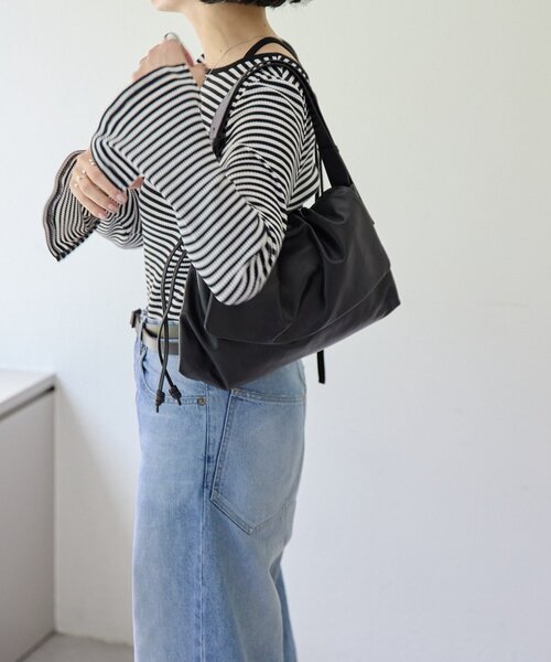 PAPILLONNER パピヨネ ear レザー フラップ ショルダー バッグ 黒 ■■◎レディース ear PAPILLONNER（イア パピヨネ） ショルダーバッグ バッグ レザー
