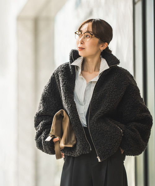 ✨未使用級✨タトラス ダウンベスト アルテミデ フリル ノーカラグログランリボン ✨未使用級✨タトラス ダウンベスト アルテミデ フリル ノーカラ