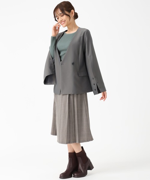 MISCH MASCH（ミッシュマッシュ）の「スリットスリーブVネックジャケット（ノーカラージャケット・レディース・ブラック/グレー・ﾌﾘ-）」の21枚目の写真