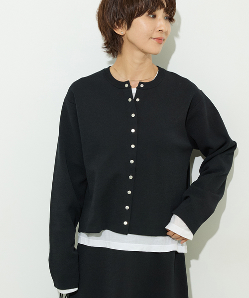 JOURNAL STANDARD relume(ジャーナルスタンダード レリューム)の「ウォッシャブルダブルフェイスクルーネックカーディガン(カーディガン/ボレロ・レディース・ネイビー/ブラック/ピンク系その他・FREE)」の2枚目の写真