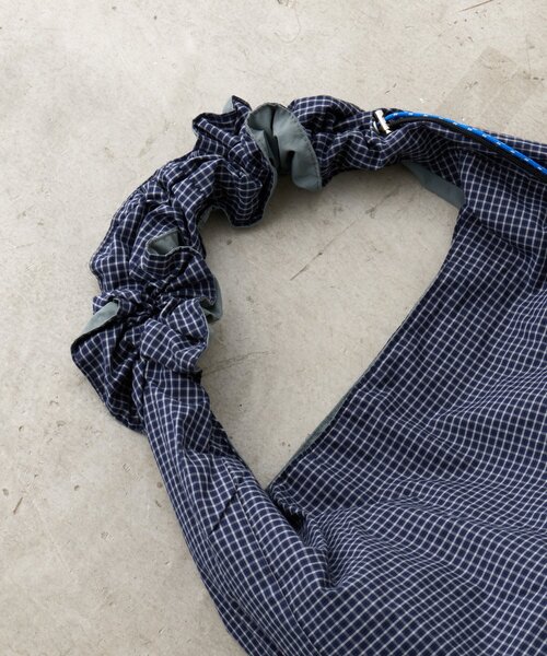 WHIMSIC(ウィムジック)の「【WHIMSIC】マルチウェイ スリングバッグ(トートバッグ・レディース・ホワイト/ブルー/ネイビー・ONE SIZE)」の18枚目の写真