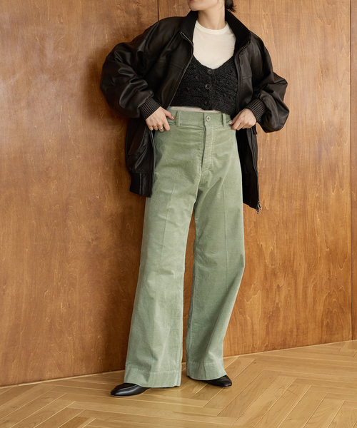 IENA LA BOUCLE(イエナラブークル)の「IENA LA BOUCLE オーガニックコットンコーデュロイパンツ(その他パンツ・レディース・ホワイト/グリーン・34/36/38/40)」の4枚目の写真
