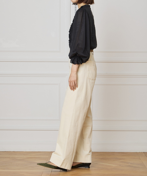 IENA LA BOUCLE(イエナラブークル)の「IENA LA BOUCLE オーガニックコットンコーデュロイパンツ(その他パンツ・レディース・ホワイト/グリーン・34/36/38/40)」の9枚目の写真