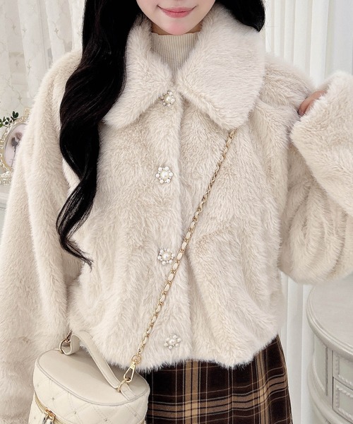 INGNI（イング）の「ビジューボタンステンカラーエコファーブルゾン（ブルゾン・レディース・ライトベージュ/ブラック/グレー系その他/アイボリー・M）」の13枚目の写真