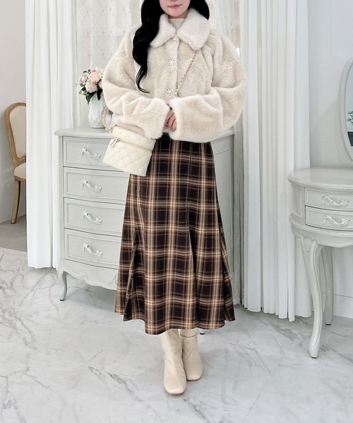 INGNI（イング）の「ビジューボタンステンカラーエコファーブルゾン（ブルゾン・レディース・ライトベージュ/ブラック/グレー系その他/アイボリー・M）」の17枚目の写真