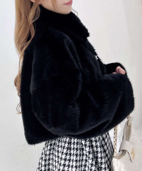 INGNI（イング）の「ビジューボタンステンカラーエコファーブルゾン（ブルゾン・レディース・ライトベージュ/ブラック/グレー系その他/アイボリー・M）」の19枚目の写真