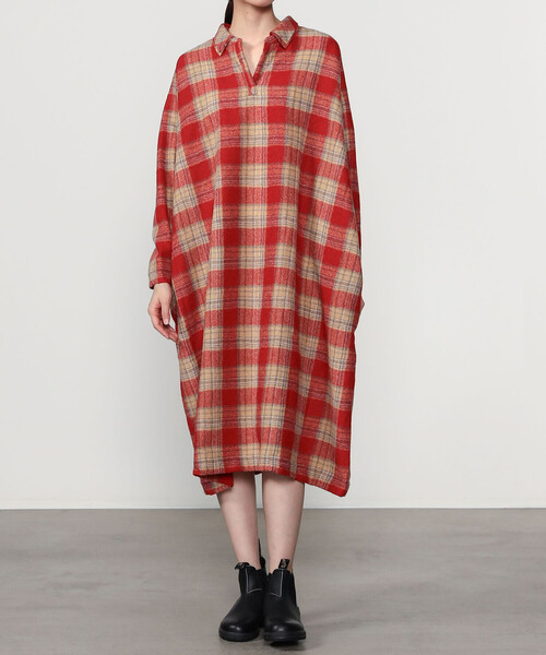 GALLEGO DESPORTES（ギャレゴデスポート）の「GALLEGO DESPORTES | ウールチェック ラグランスリーブドレス WOMEN（ワンピース・レディース・レッド系その他・S）」の12枚目の写真
