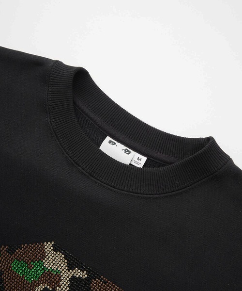 X-girl（エックスガール）の「RHINESTONE CAMO LOGO SWEAT TOP（スウェット・レディース・アッシュ/ブラック・S/M/L）」の6枚目の写真