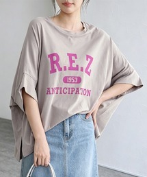 ルーズシルエットロゴTシャツ