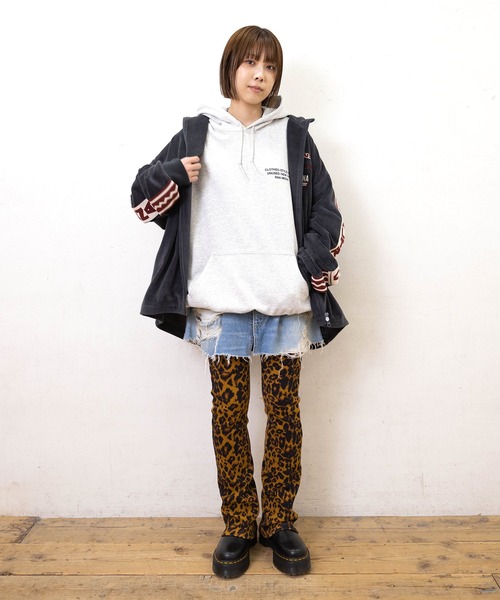 RNA（アールエヌエー）の「J2164 ベロアトラックジャケット（その他アウター・レディース・グリーン/バーガンディー/スミクロ・MEDIUM）」の18枚目の写真