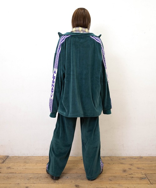 RNA（アールエヌエー）の「J2164 ベロアトラックジャケット（その他アウター・レディース・グリーン/バーガンディー/スミクロ・MEDIUM）」の21枚目の写真