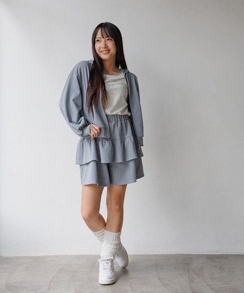 GLOBAL WORK（グローバルワーク）の「SETUPZIPパーカー＊スカパン/AND YUA ANY/579668（セットアップ・キッズ・ライトグレー/ブルー系その他4・SMALL/MEDIUM）」の4枚目の写真