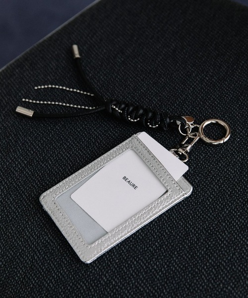 Beau're（ヴュレ）の「【BEAURE/ビュレ】レザーコード付き パスケース（パスケース・レディース・シルバー/アイボリー/イエロー/ネイビー/ピンク/ブラウン・FREE）」の22枚目の写真