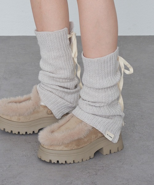 RAY CASSIN（レイカズン）の「リボン付レッグウォーマー（レッグウォーマー・レディース・アイボリー/ブラック/グレー・FREE）」の2枚目の写真