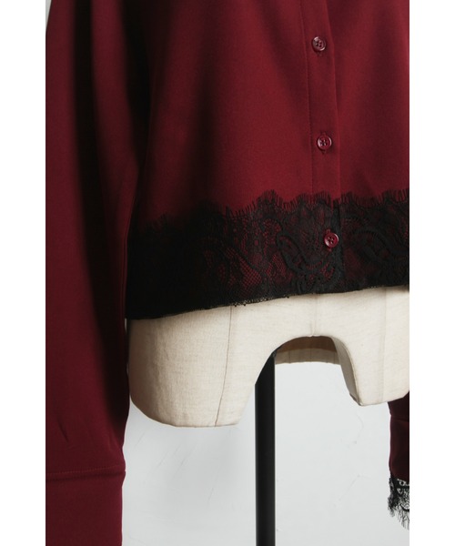 ARVELLIA(アルベリア)の「LACE CONTRAST SHIRT(シャツ/ブラウス・レディース・レッド/ブラック・M)」の10枚目の写真