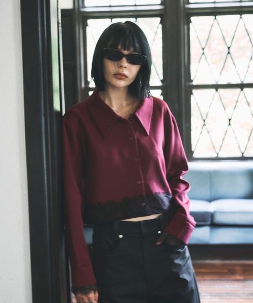 ARVELLIA(アルベリア)の「LACE CONTRAST SHIRT(シャツ/ブラウス・レディース・レッド/ブラック・M)」の14枚目の写真