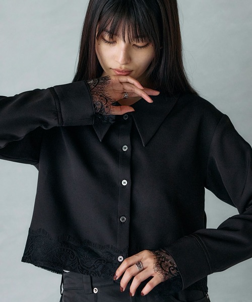 ARVELLIA(アルベリア)の「LACE CONTRAST SHIRT(シャツ/ブラウス・レディース・レッド/ブラック・M)」の22枚目の写真