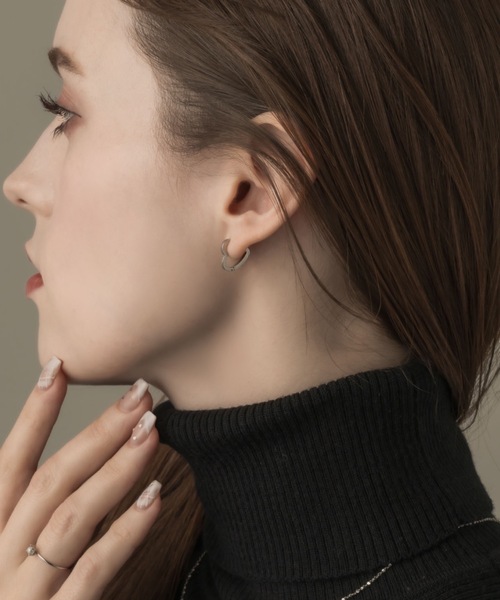 muku(ムク)の「PIERCE/HEART HOOP(ピアス(両耳用)・レディース・ゴールド/シルバー・FREE)」の10枚目の写真