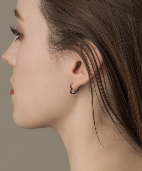 muku(ムク)の「PIERCE/HEART HOOP(ピアス(両耳用)・レディース・ゴールド/シルバー・FREE)」の18枚目の写真