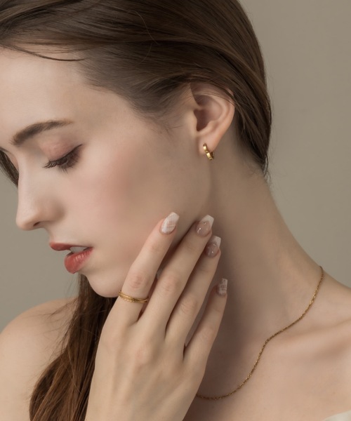 muku(ムク)の「PIERCE/HEART HOOP(ピアス(両耳用)・レディース・ゴールド/シルバー・FREE)」の5枚目の写真